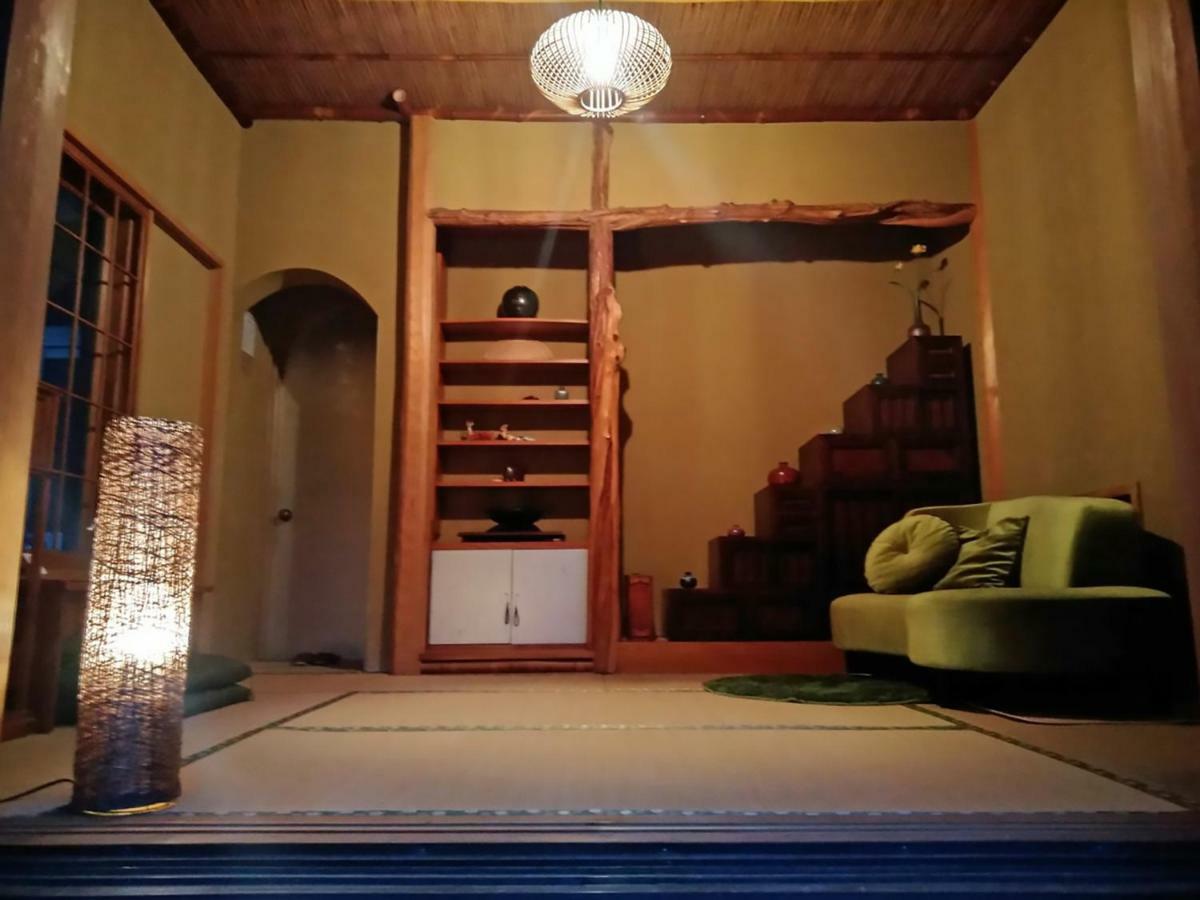 Guesthouse Chiya Takato Ина Екстериор снимка