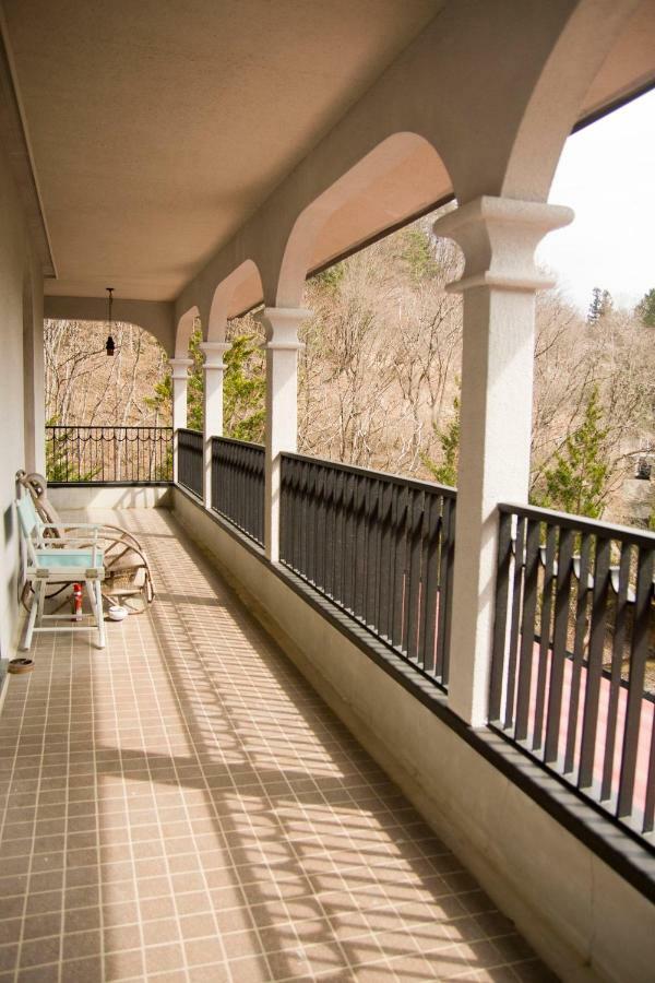 Guesthouse Chiya Takato Ина Екстериор снимка